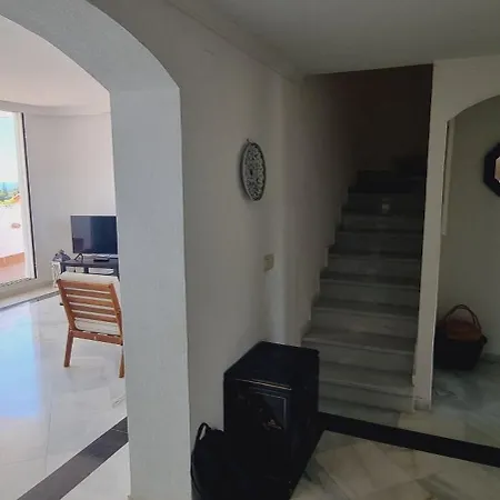 Duplex Nueva Andalucia Con Maravillosas Vistas Al Mar Apartment Marbella