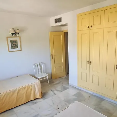 Duplex Nueva Andalucia Con Maravillosas Vistas Al Mar Apartment *